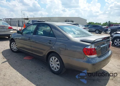 2005 Toyota Camry Le из США, поврежденный, VIN 4T1BE32K85U545028